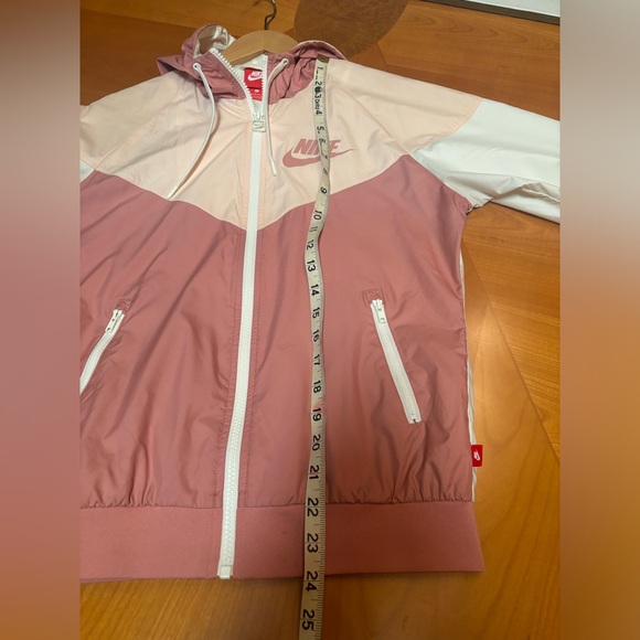 NIKE Womens Pink Windrunner Jacket - Picture 4 of 7